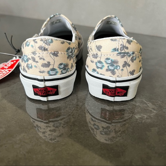 Vans House of Terror The Shining - Picture 4 of 11